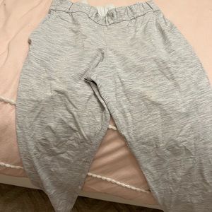 Lululemon on the fly pant